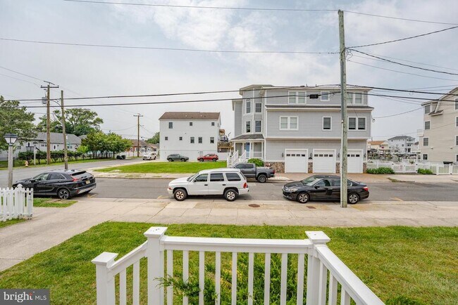 Building Photo - 545 N Connecticut Ave