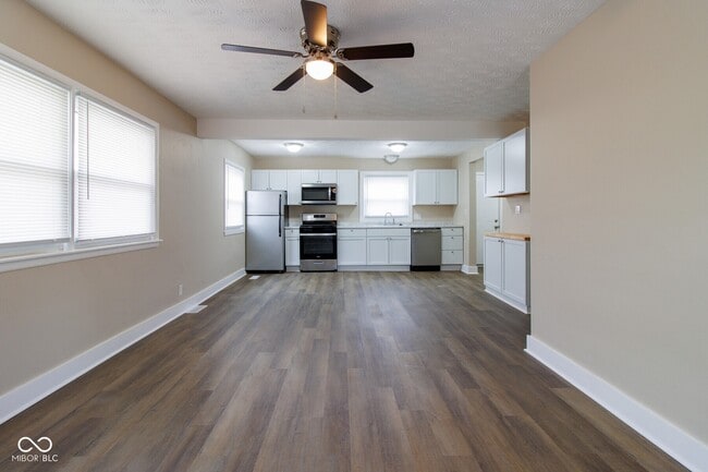 Building Photo - 1716 Drexel Dr