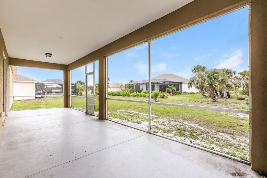 Building Photo - 15385 Lakeland Cir