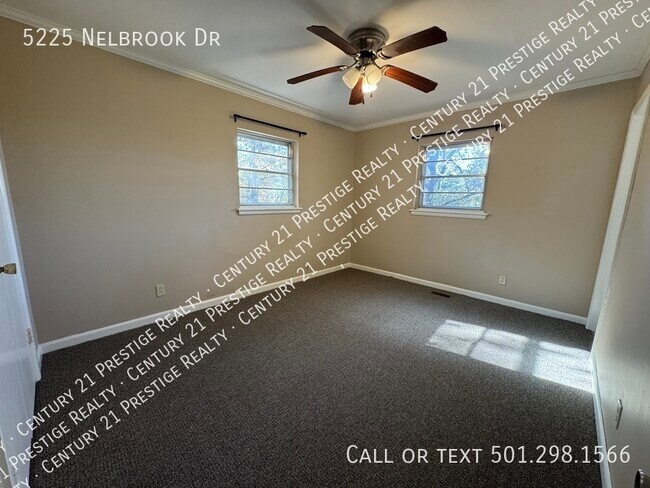 Building Photo - 5225 Nelbrook Dr