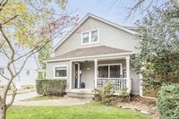 Building Photo - 2 Elm Pl