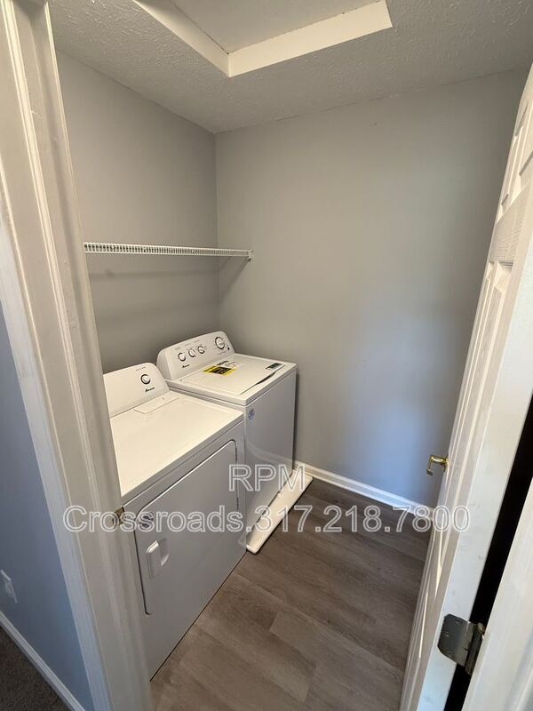Building Photo - 9230 Eden Woods Ct