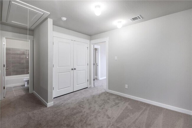 Building Photo - 17502c Bay Skipper Dr