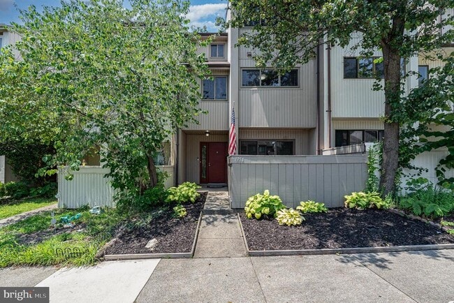 Building Photo - 1754 Powder Horn Terrace