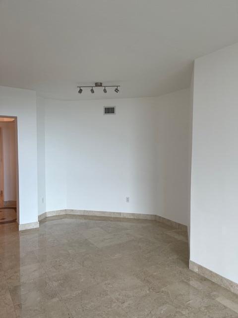 Building Photo - 3610 Gardens Pkwy