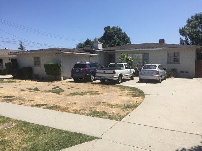Building Photo - 5 Homes in Prime Bellflower Location