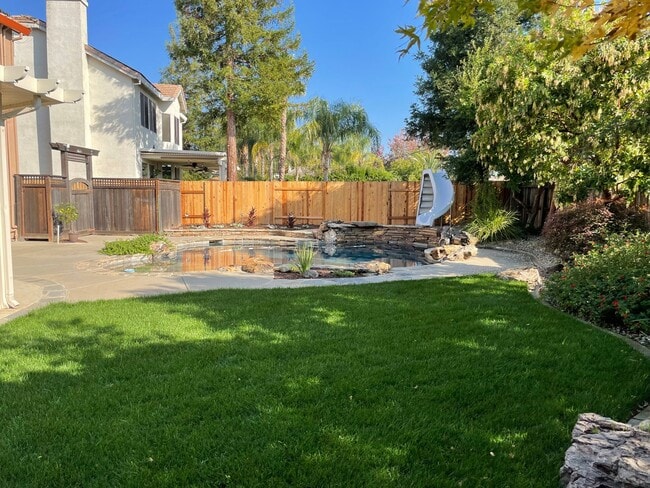 Building Photo - ***COMING SOON*** BEAUTIFUL 2-STORY HOME WITH POOL & 3 CAR GARAGE IN ROCKLIN!