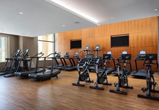 Building Photo - 99 Hudson St