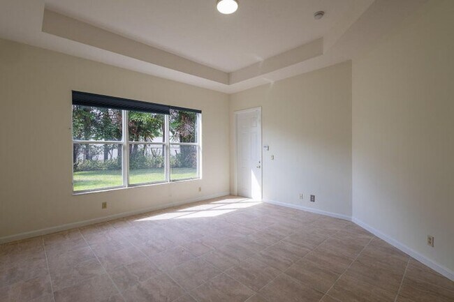 Building Photo - 6428 Garden Ct