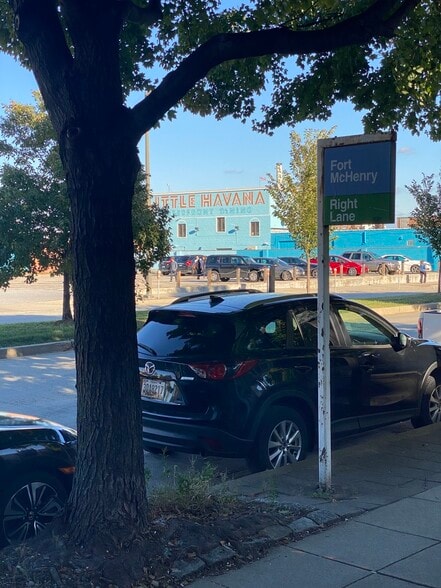 Building Photo - 1413 Anchor St