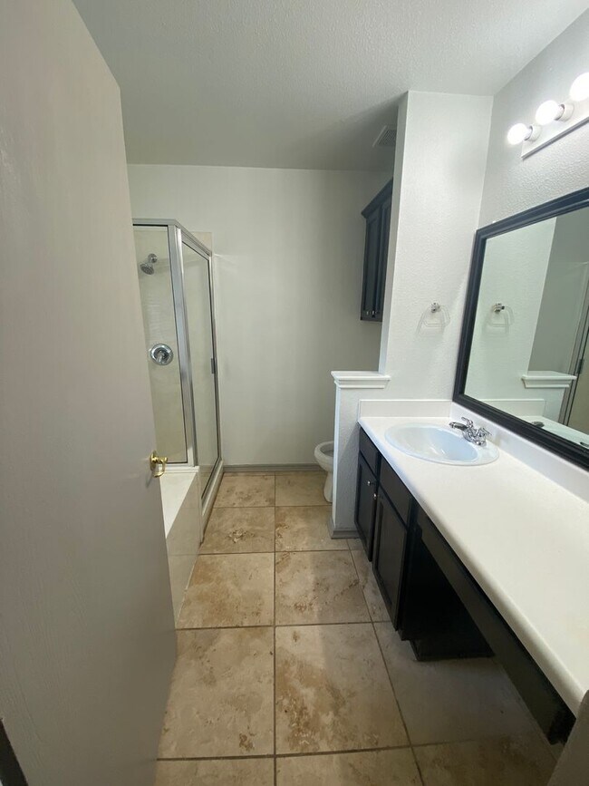 Building Photo - Cozy 3 bed in the Heart of East Austin