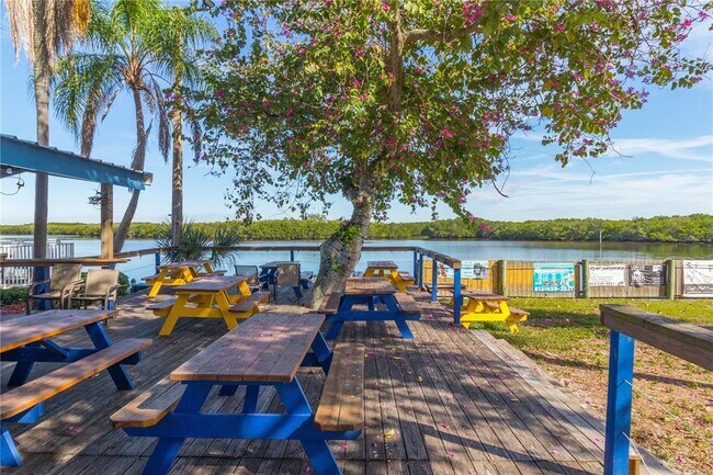 Building Photo - 3255 Mangrove Point Dr