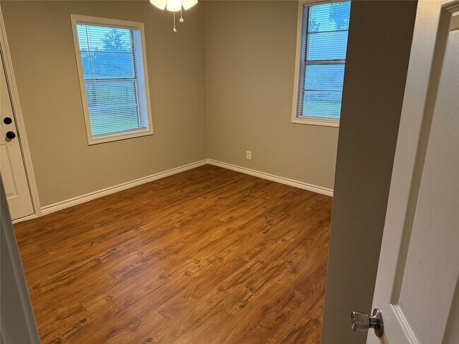 Building Photo - 1934 Austin Ave