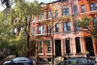 Building Photo - 1824 Bolton St
