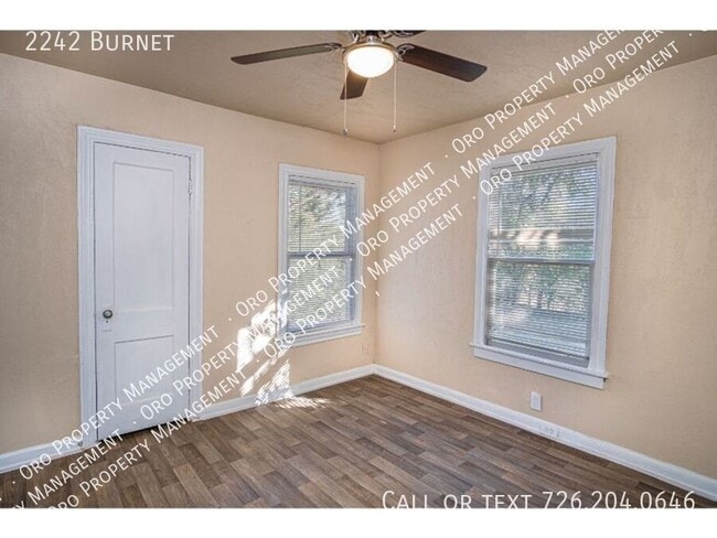 Building Photo - 2242 Burnet-