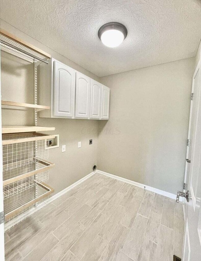 Building Photo - 7492 Fairfield Lakes Dr