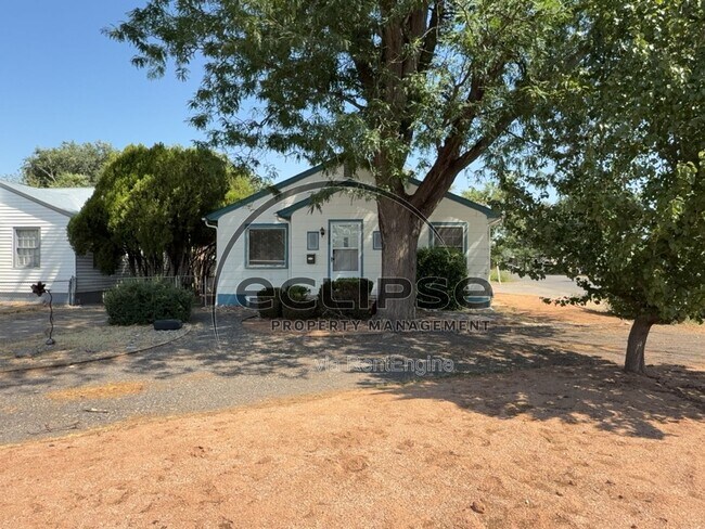 Building Photo - 1250 Orchard Ave