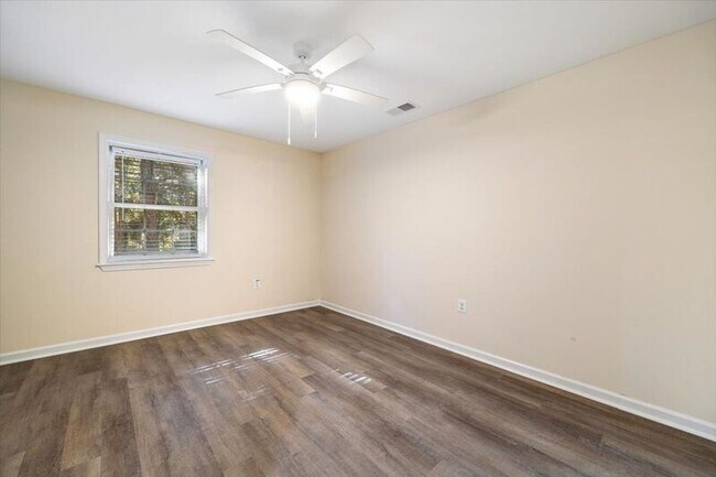 Building Photo - 2500 Kimbrough Cir