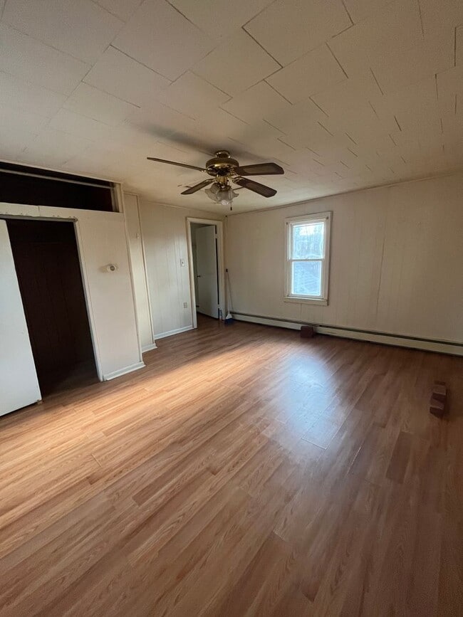 Building Photo - 736 Gino Merli Dr