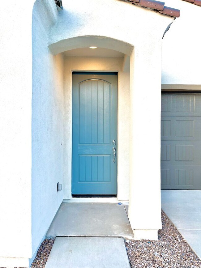 Building Photo - Single level, 4Bedrooms/3Bath TollBrother ...