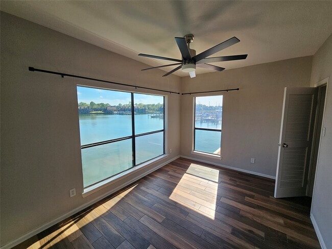 Building Photo - 793 Davis Rd