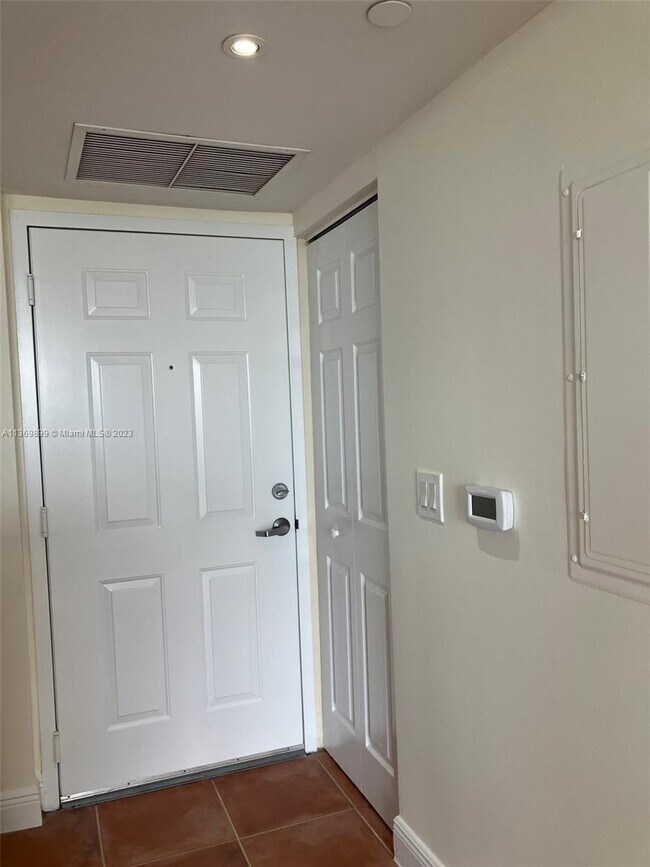 Building Photo - 3000 Coral Way