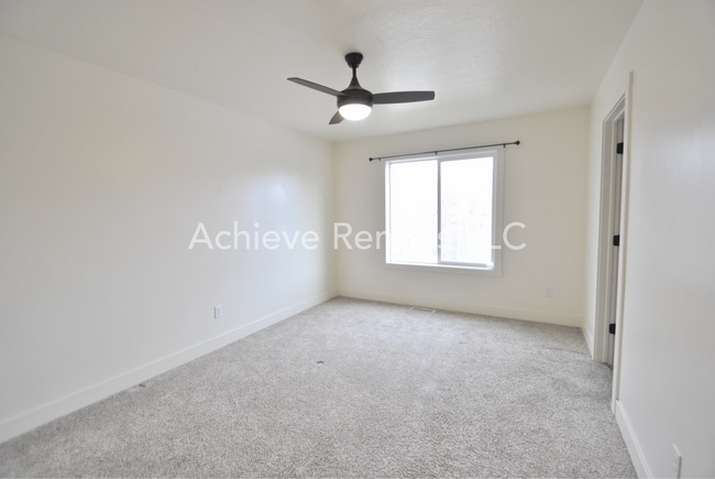 Building Photo - 2066 S 1400 W