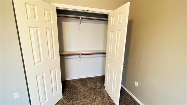 Building Photo - 1203 Reseda Dr