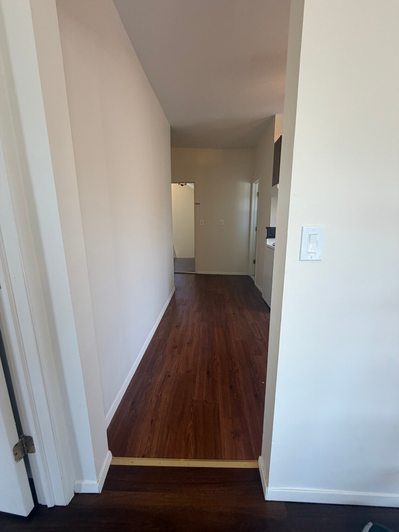 Building Photo - 304 N Wellwood Ave