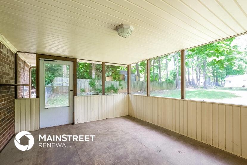 Building Photo - 115 Pleasant Valley Rd