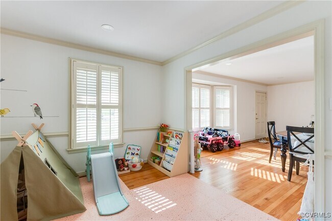 Building Photo - 530 Ridgeley Ln