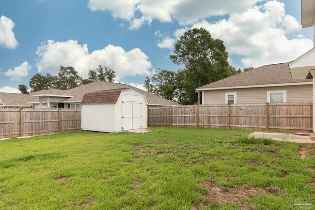 Building Photo - 5720 Blackhorse Cir