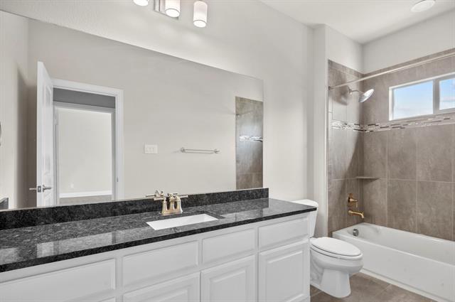 Building Photo - 2708 Deansbrook Dr
