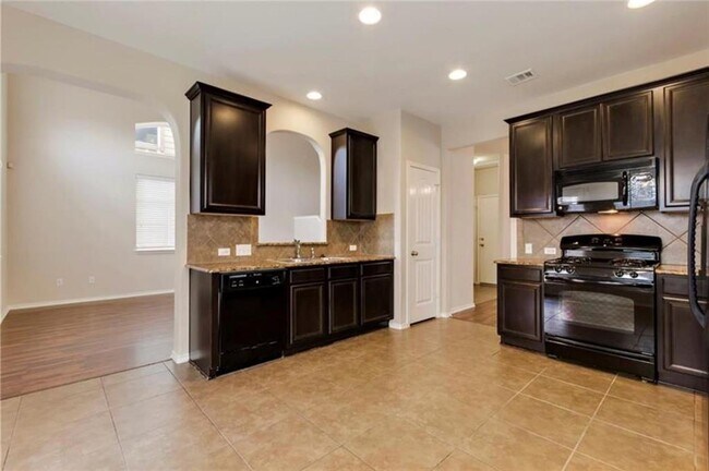 Building Photo - 9501 Sweetgum Dr