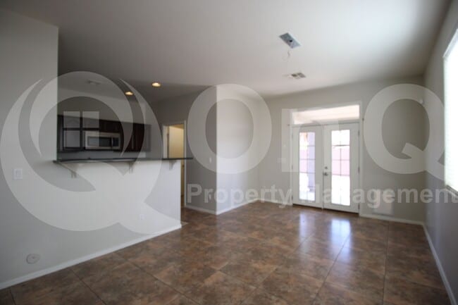 Building Photo - 7425 W Darrel Rd