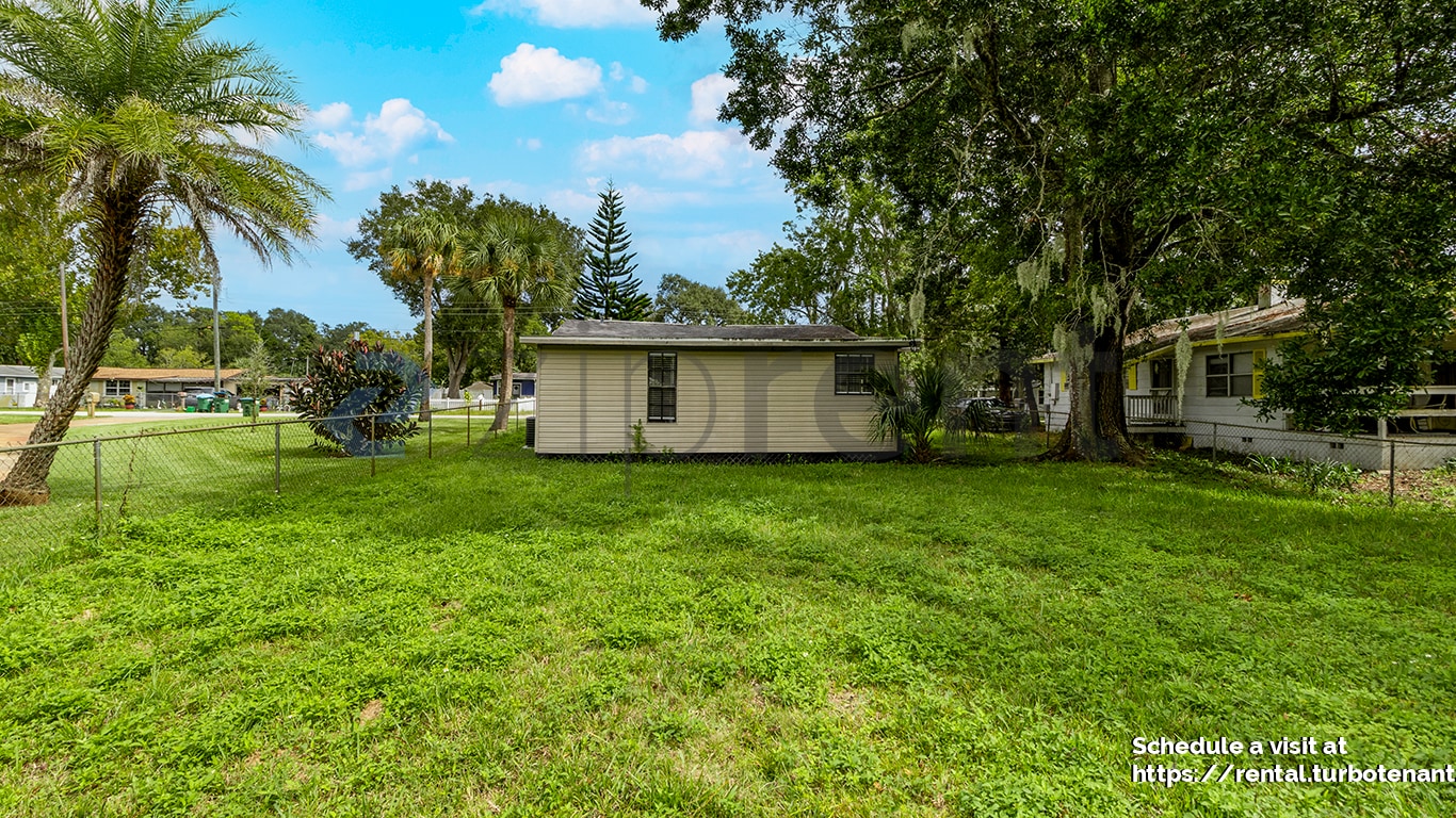 Building Photo - 1584 Selma Ave