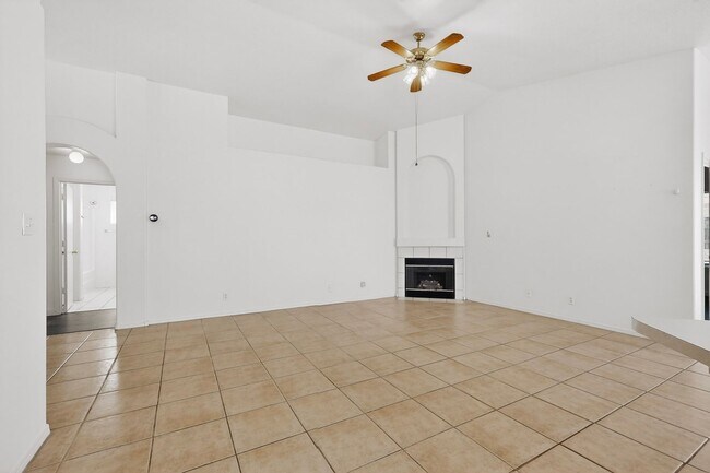 Building Photo - Charming 3-Bedroom Home in Northern Meadows – Spacious & Move-In Ready