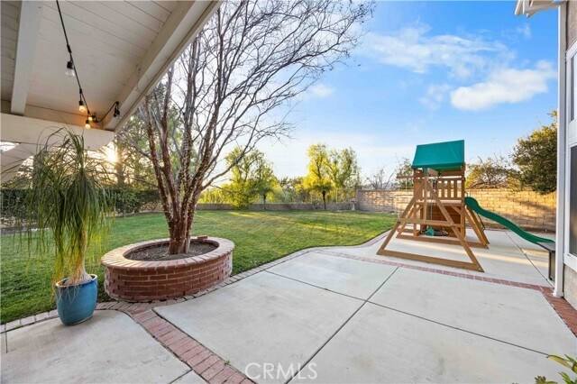 Building Photo - 27503 Wellsley Way