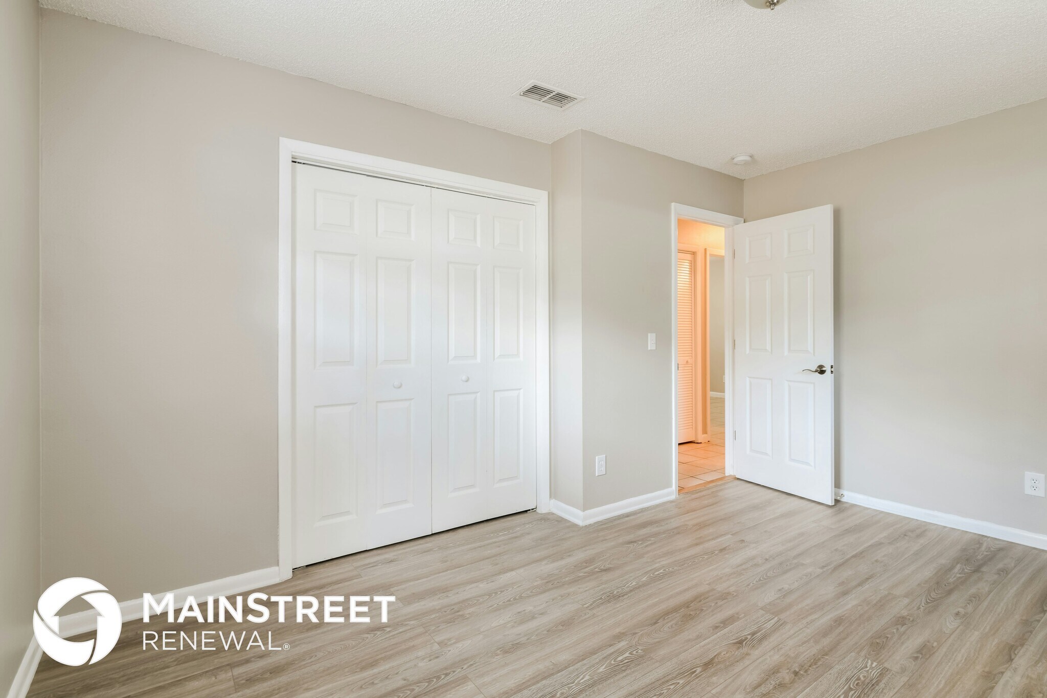 Building Photo - 7503 N Dartmouth Ave