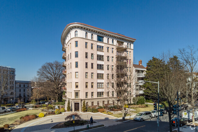 Building Photo - The Carthage