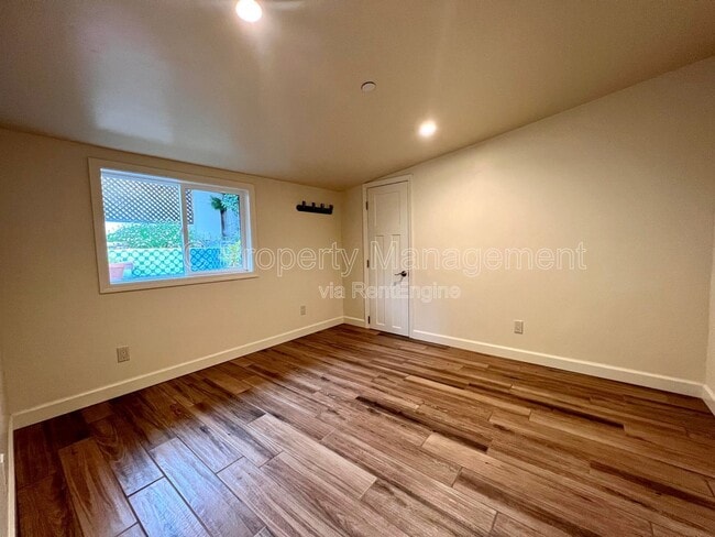 Building Photo - 1291 Josselyn Canyon Rd