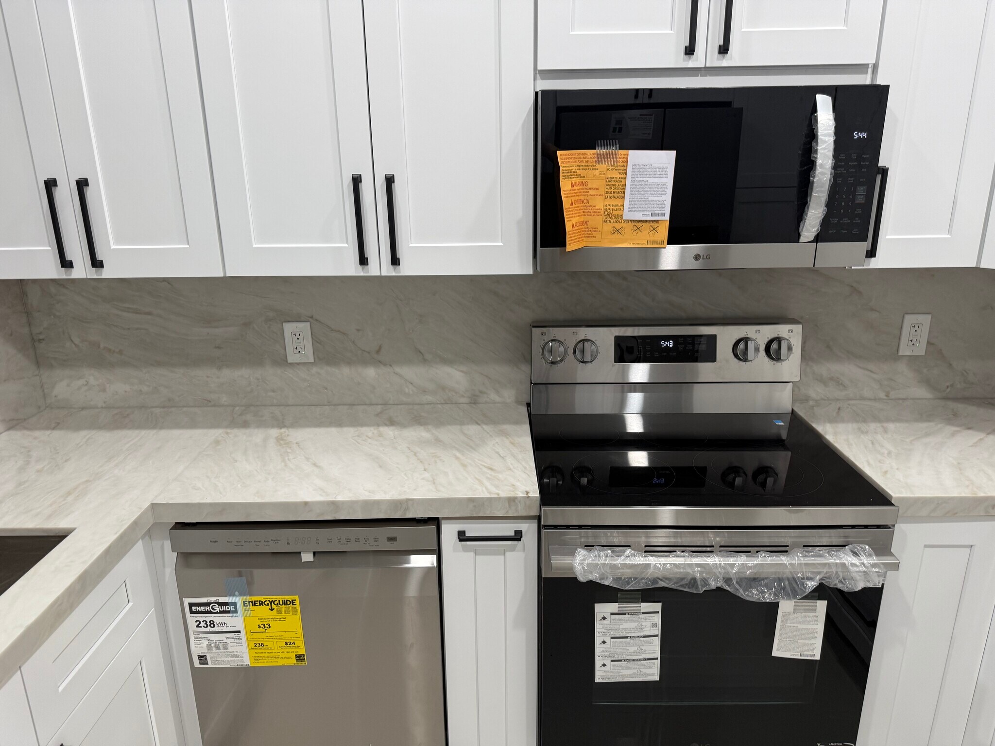 Building Photo - 1560 Canary Island Dr