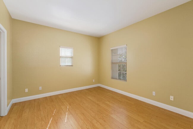 Building Photo - 7037 Surfbird Cir