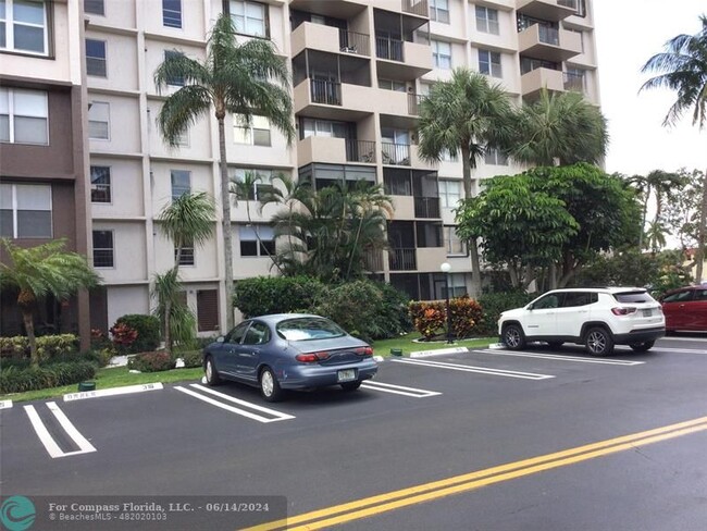 Building Photo - 777 S Federal Hwy