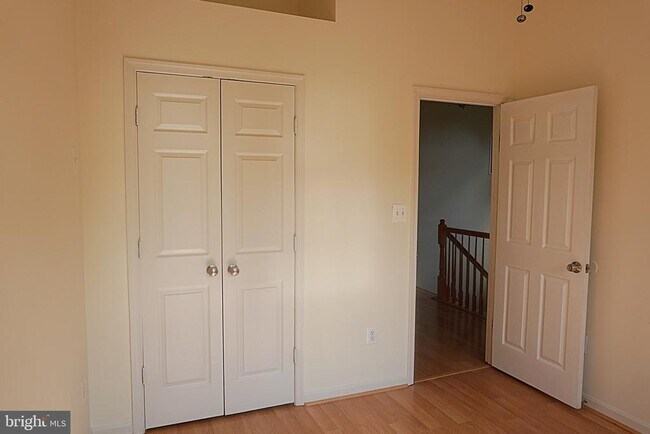 Building Photo - 20601 Duck Pond Pl