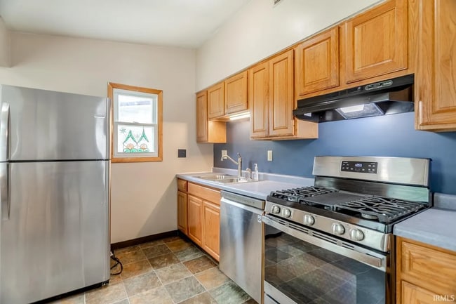 Building Photo - 2516 Oxford St