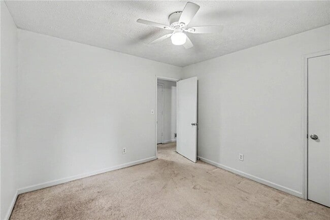 Building Photo - 4471 Ambras Way NW