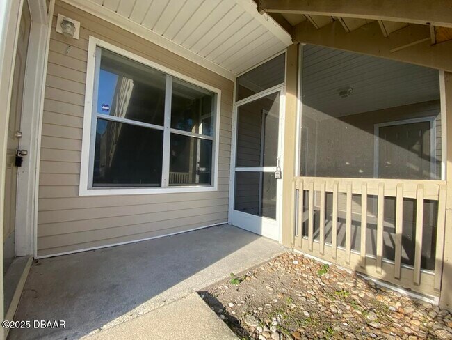 Building Photo - 1600 Big Tree Rd