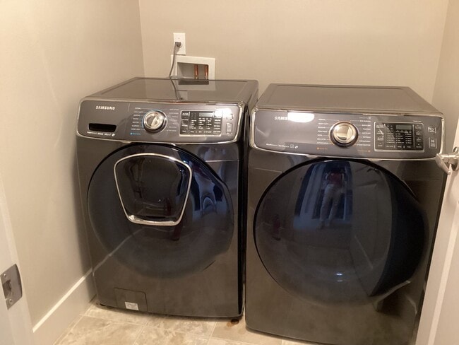 Building Photo - 8401 130th Pl SE