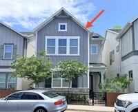 Building Photo - 660 Rosewood Way